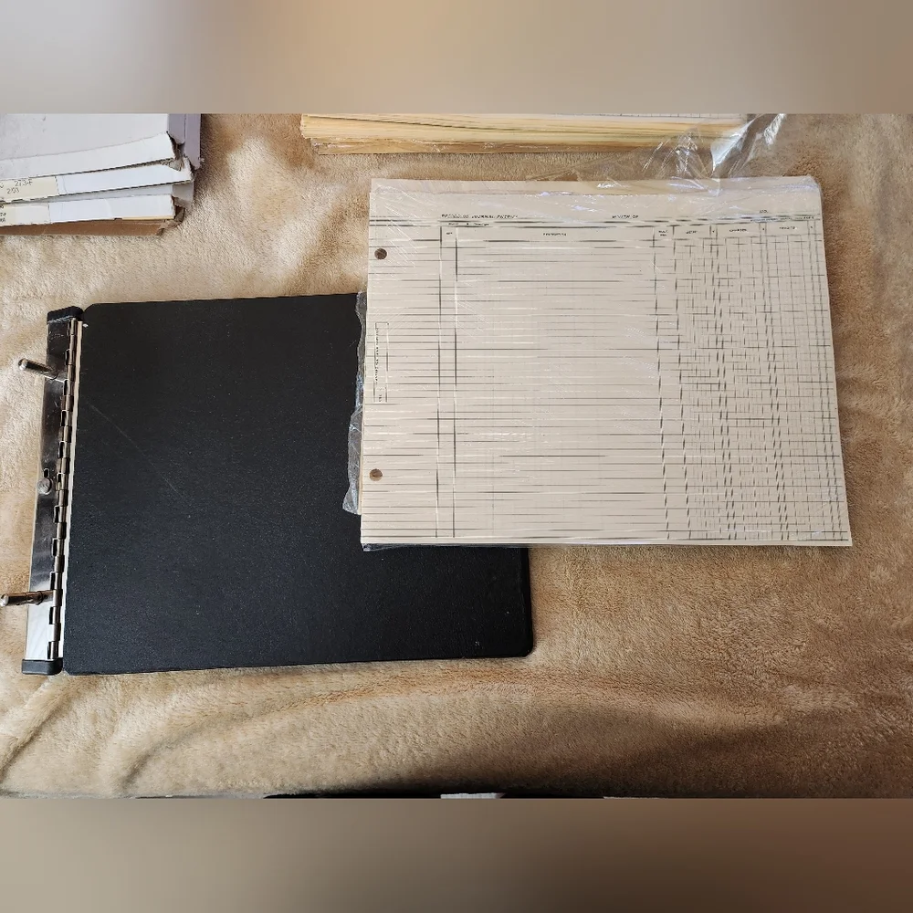 National Brand Black 94-584 Top Lock Binder Ledger & 7 Sets Of Replacement Paper